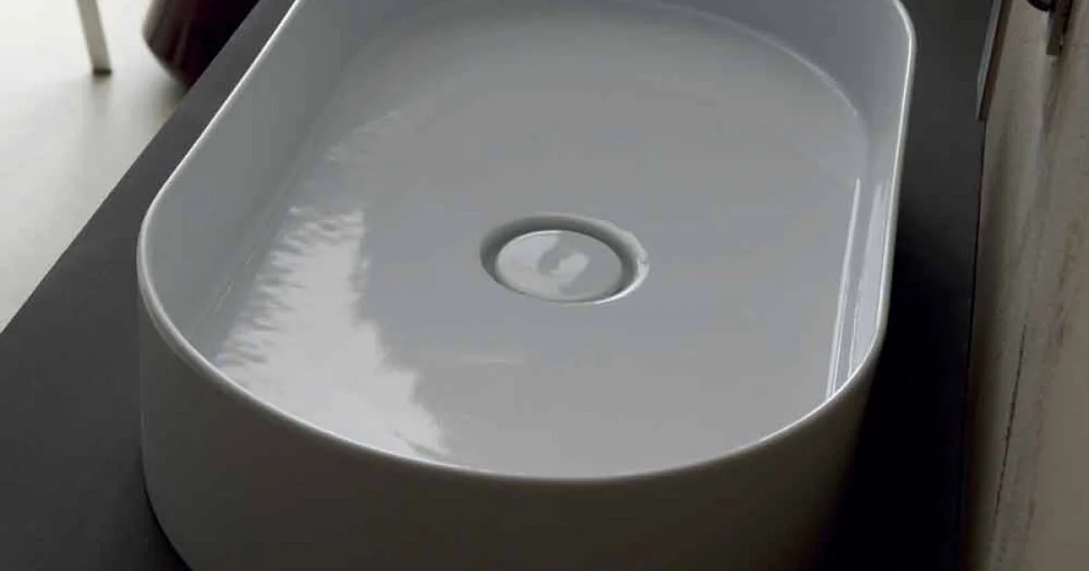 Lavabo da appoggio in ceramica design moderno Sun made Italy 65x35 cm