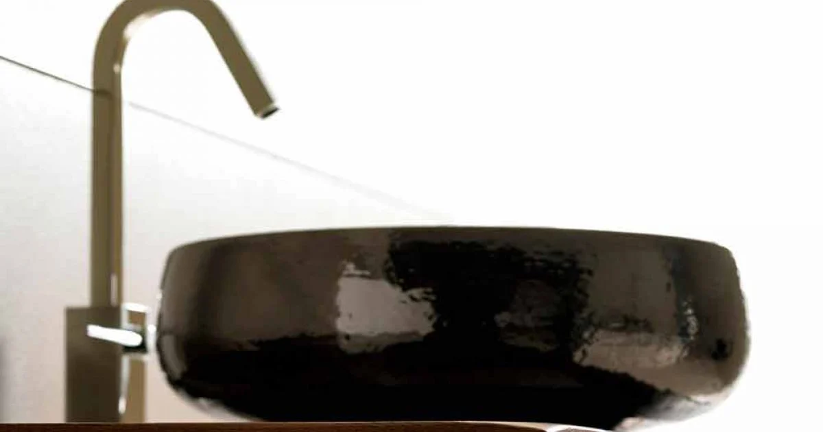 Lavabo da appoggio in ceramica raku fatto a mano in Italia, Ramon
