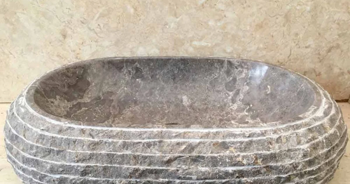 Lavabo bagno da appoggio in pietra grigia Ivy, pezzo unico di design