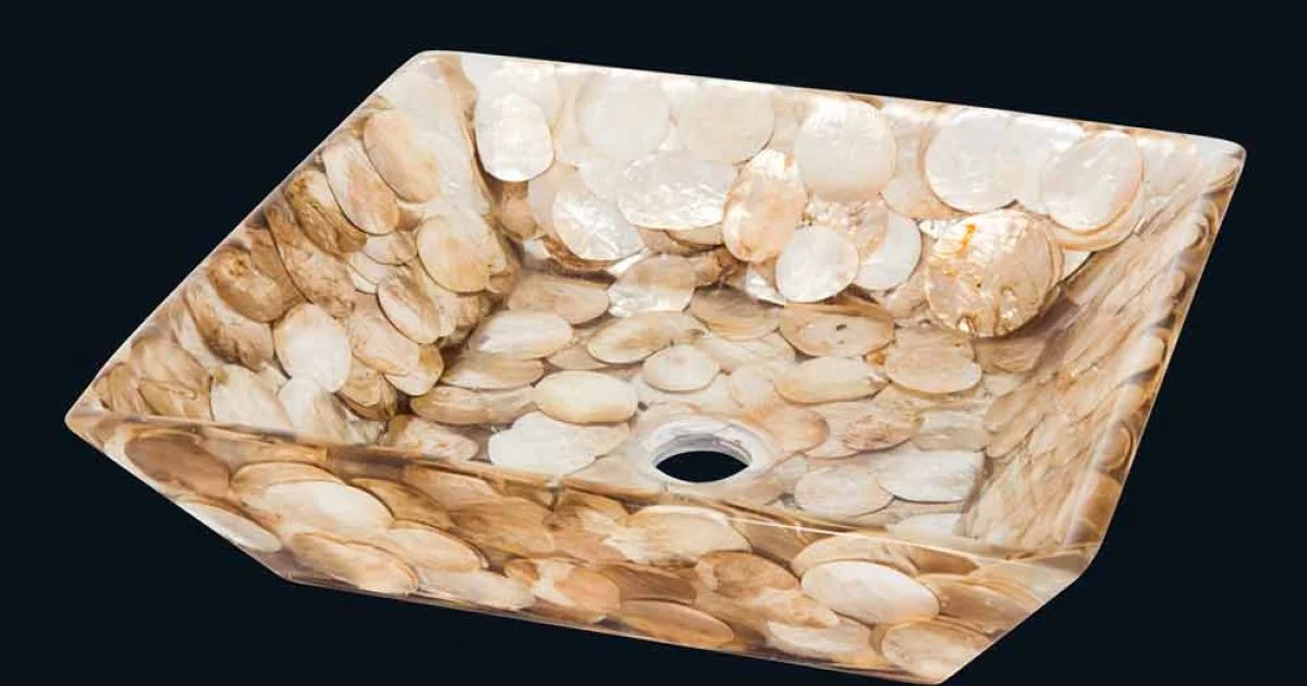 Lavabo da appoggio quadrato di design Akira, in resina artificiale
