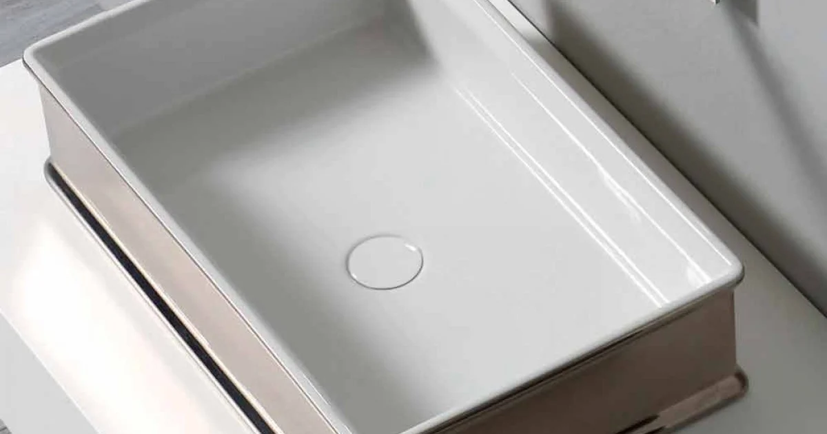 Lavabo di moderno design da appoggio in ceramica made in Italy Debora