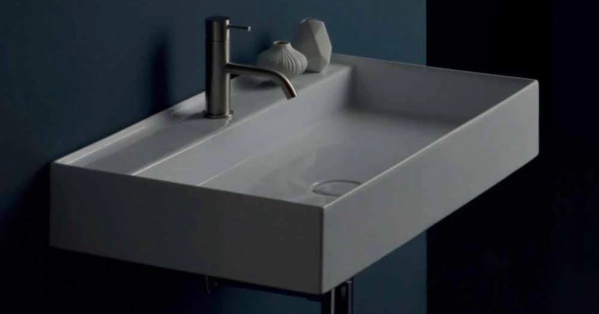 Lavabo in ceramica sospeso design moderno Sun 80x45 cm, made in Italy