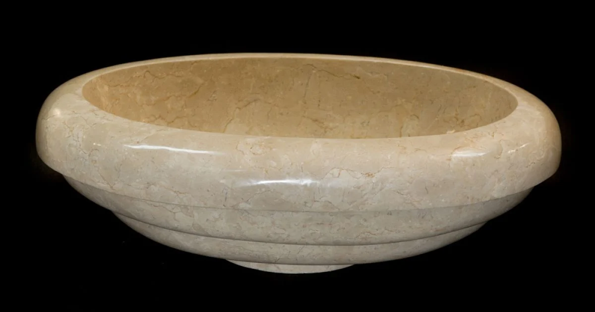Lavabo in marmo da appoggio di design Tito, pezzo unico