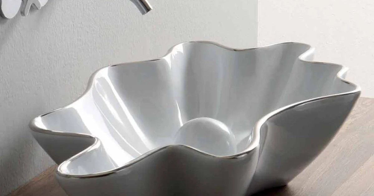 Lavabo moderno da appoggio in ceramica bianco fatto in Italia Rayan