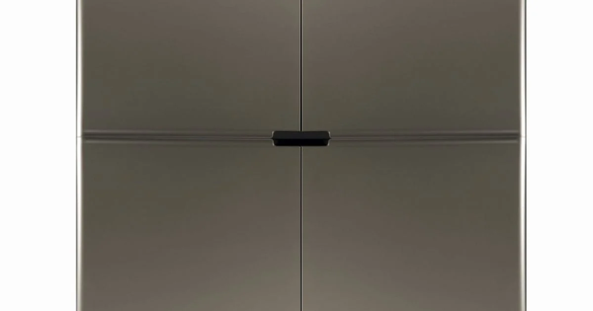 Madia con Struttura in Mdf e Basamento con Piede Centrale Made in Italy