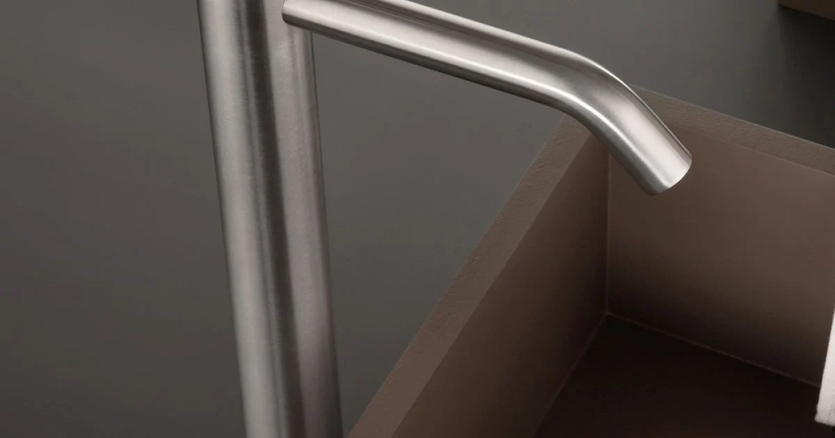 Miscelatore per Lavabo Alto con Bocca Lunga in Acciaio AISI 316L - Artigli