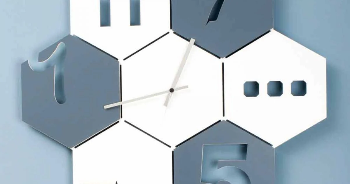 Orologio a Muro Grande in Legno Colorato Design Moderno Esagonale - Nidodape