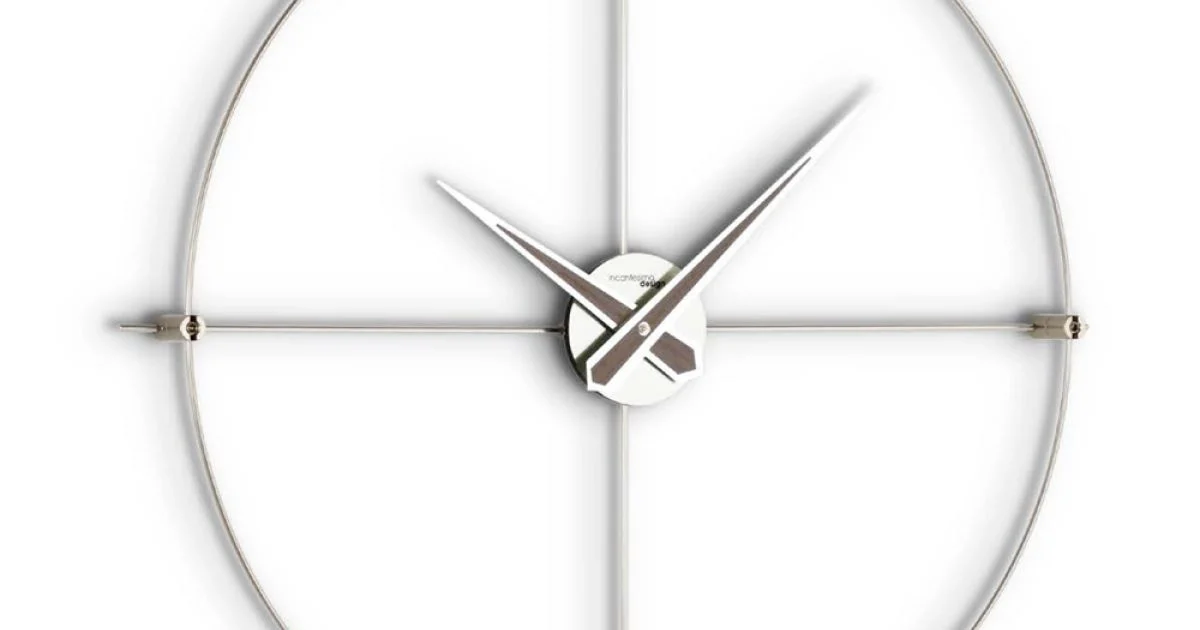 Orologio da Muro in Acciaio Satinato con Dettagli Cromatici Made in Italy - Lucky