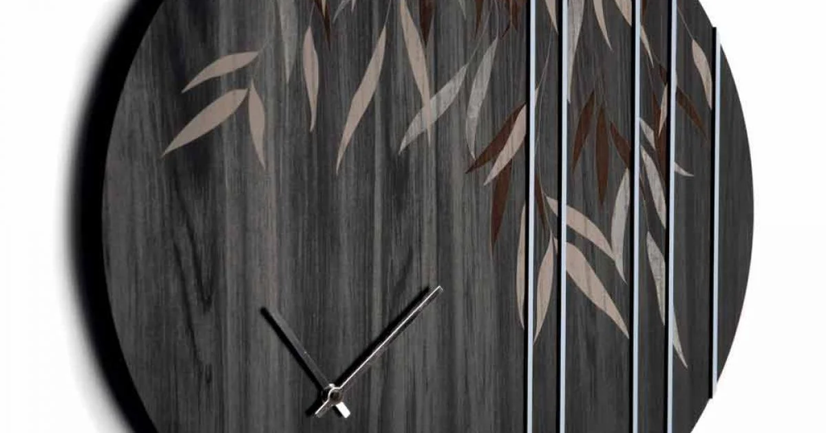 Orologio da Parete in Legno Rovere o Lavagna Inciso a Laser Design Tondo - Kanno