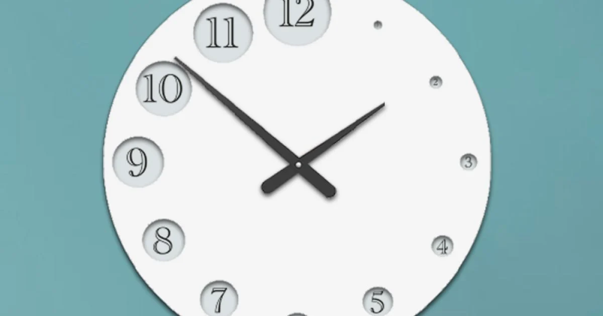 Orologio in Legno con Numeri a Ingrandimento Graduale Made in Italy - Kenya