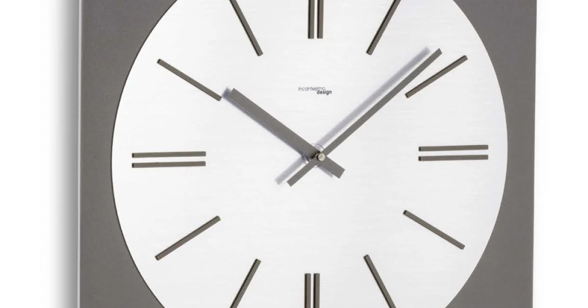 Orologio Parete Tagliato con Strumenti ad Alta Tecnologia Made in Italy - Proud