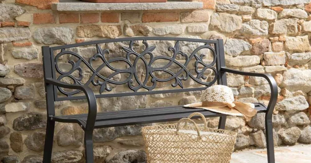 Panchina da Giardino Realizzata in Metallo di Diverse Finiture - Spillatrice