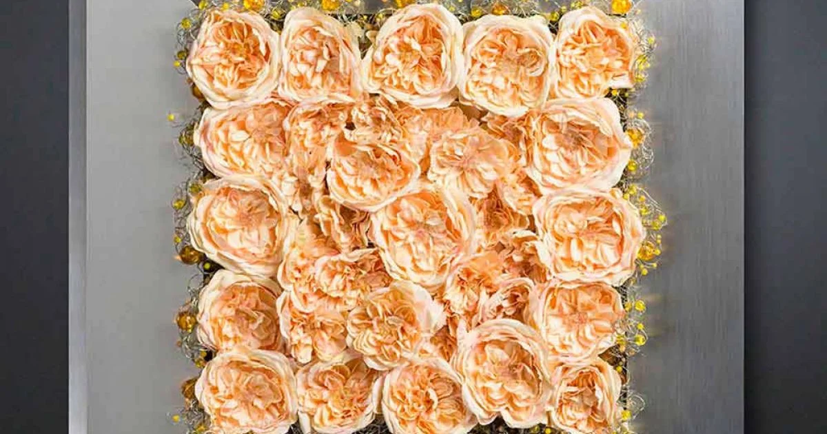 Pannello Decorativo Parete in Metallo e Rose Artificiali Made in Italy - Rosetta