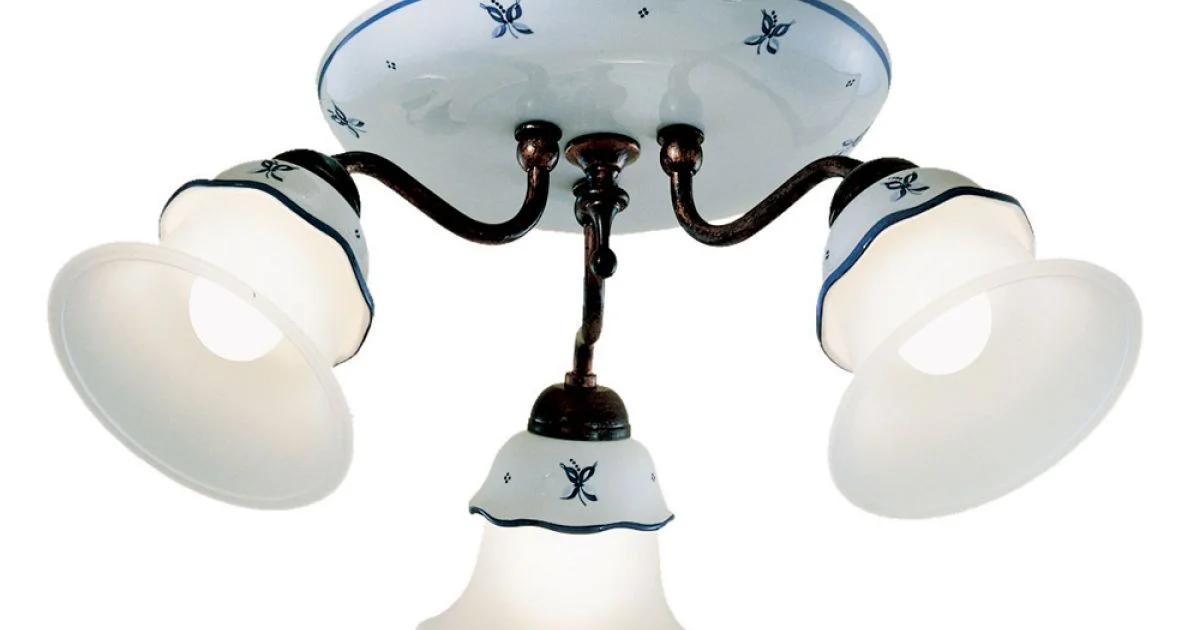 Plafoniera Vintage in Ferro, Vetro e Ceramica Decorata a Mano - Ferrara