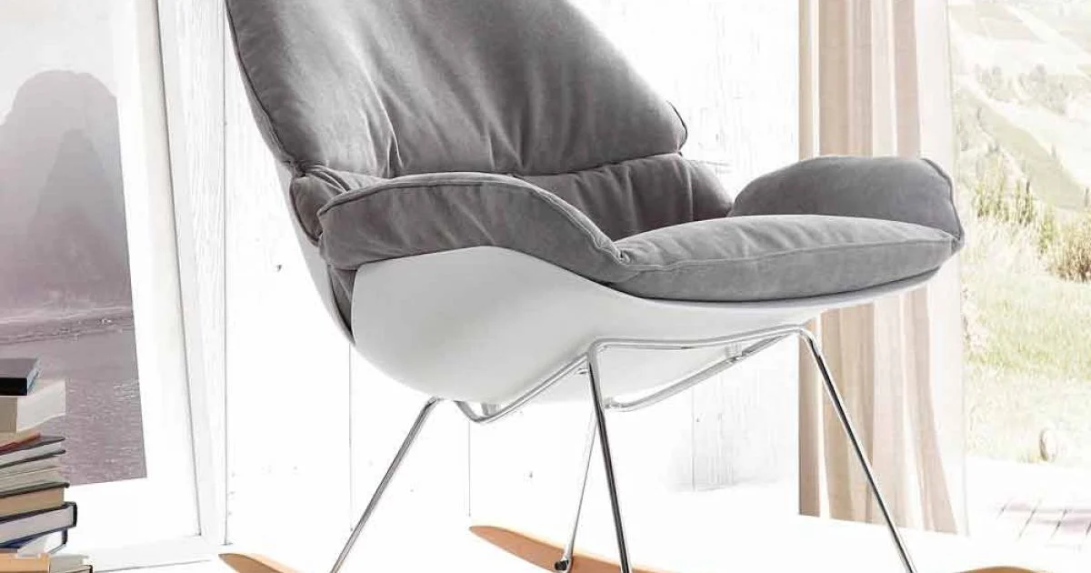 Poltrona a dondolo con cuscino soft grigio sfoderabile moderna Acacia