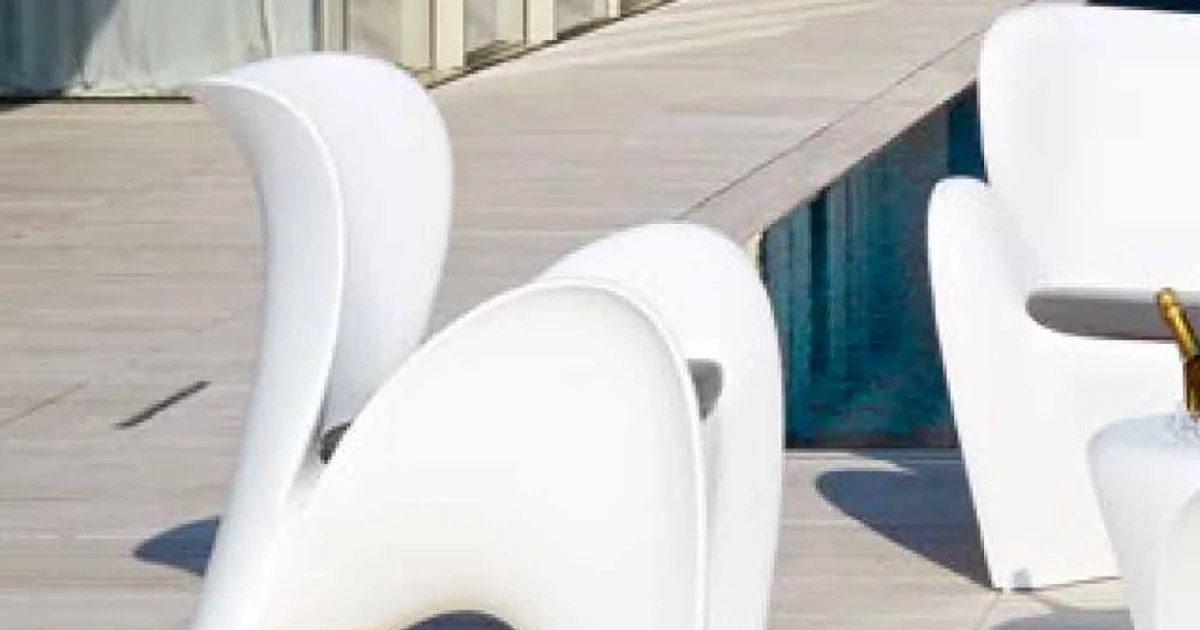 Poltrona da Esterno o Interno in Plastica Colorata di Design - Lily by Myyour