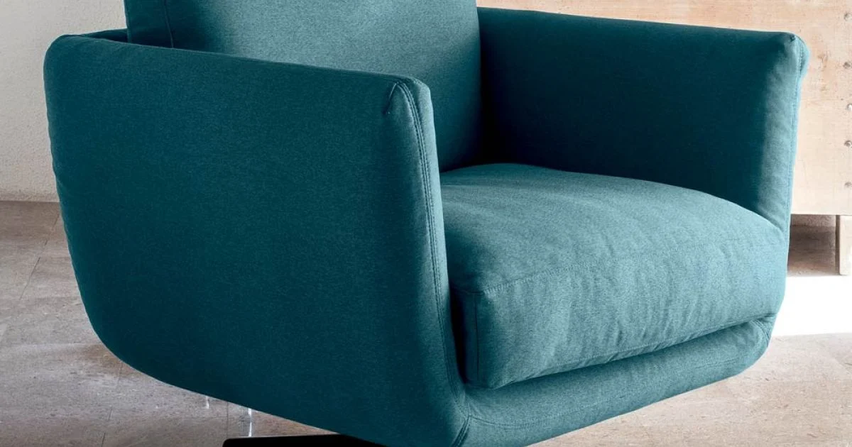 Poltrona da Salotto con Base a Scelta Girevole o Fissa Made in Italy - Ironico