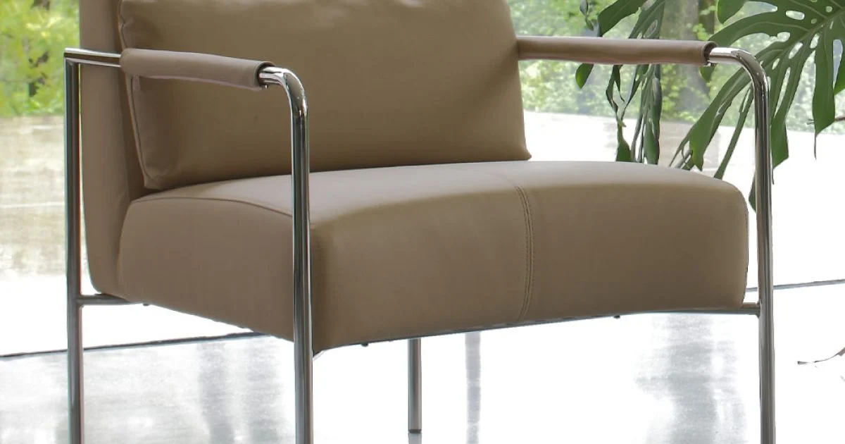 Poltroncina in Metallo e Seduta in Ecopelle Made in Italy - Menta