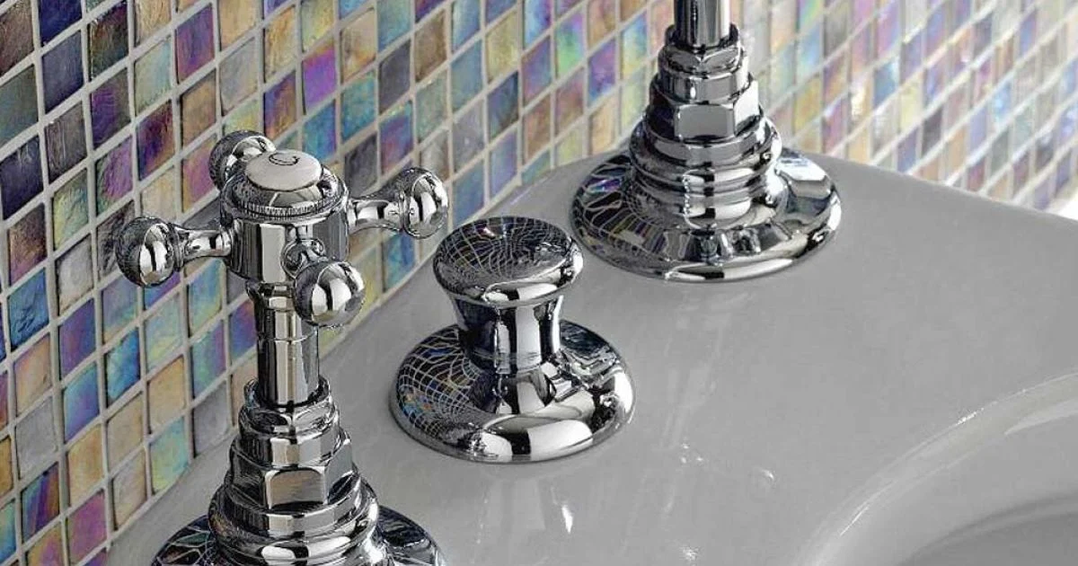 Rubinetteria Bidet con Erogazione Interna Vintage in Ottone di Design – Elisea