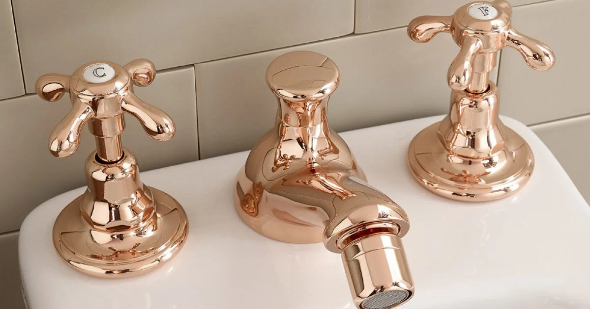 Rubinetteria Bidet di Design Vintage in Ottone a 3 Fori Made in Italy – Klarisa