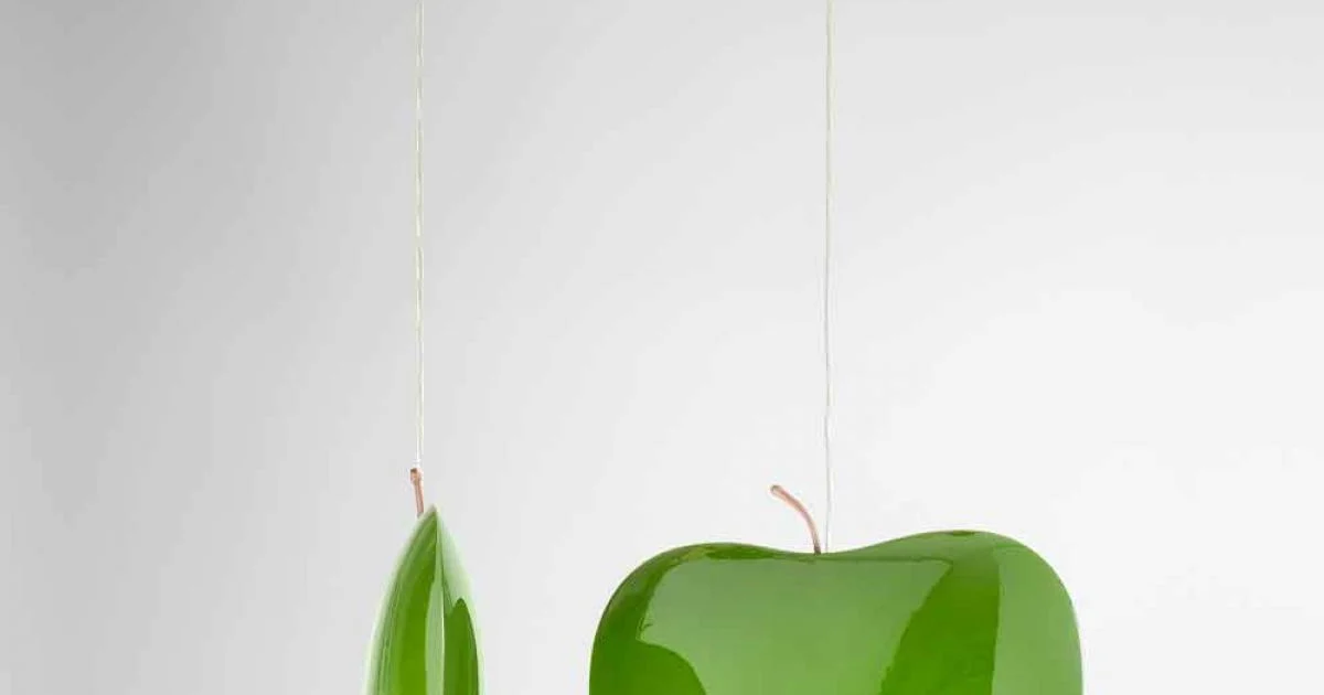 Sospensione in Ceramica di Design a Forma di Mela – Fruits Aldo Bernardi