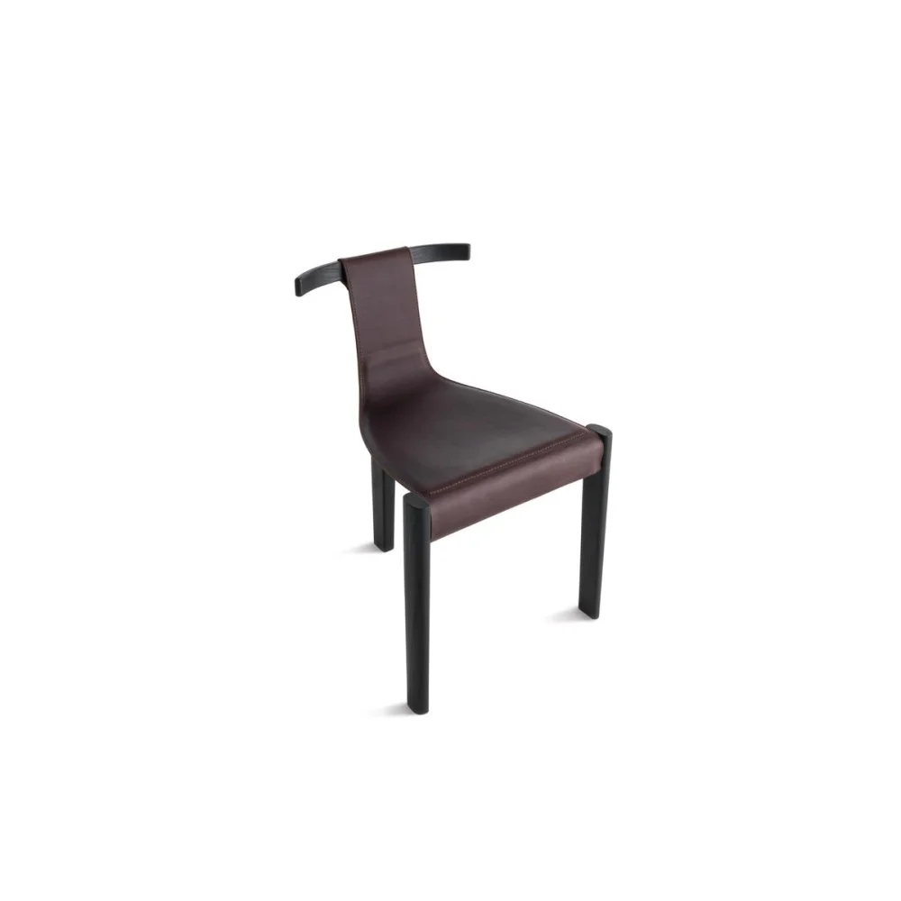 Horm Pablita sedia di design realizzata in Italia con seduta in cuoio naturale
