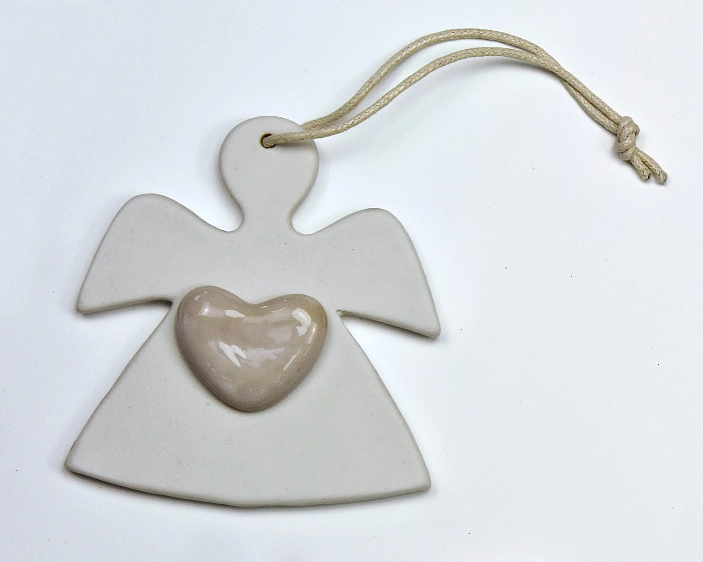 Linea Due Elle Angelo Porcellana con Cordino e Cuoricino 8,4 x 9 Cm Avorio