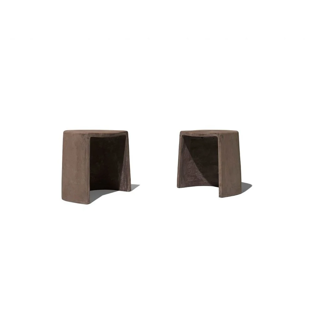 Internoitaliano Cave sgabello da esterno in terracotta resistente alle intemperie ed e garantito a temperature sotto zero