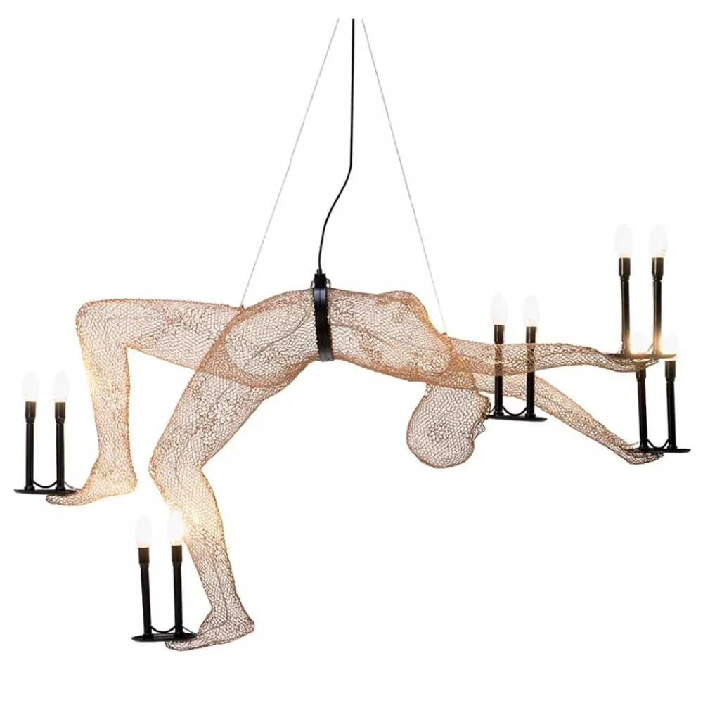 Kenneth Cobonpue lampada a sospensione Limbo Acrobat, a forma umana con 10 punti luce