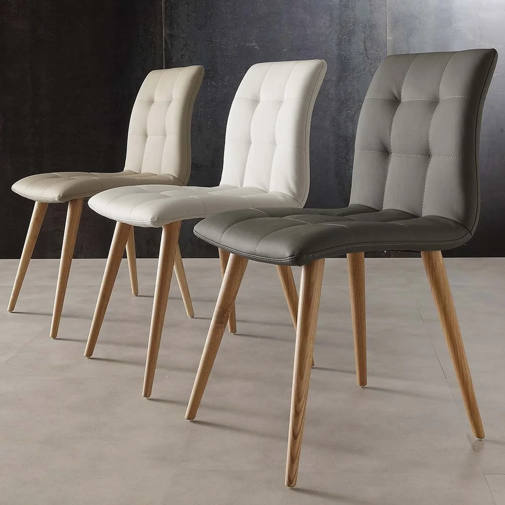 Sedia Finland design in legno e rivestimento ecopelle – La Seggiola