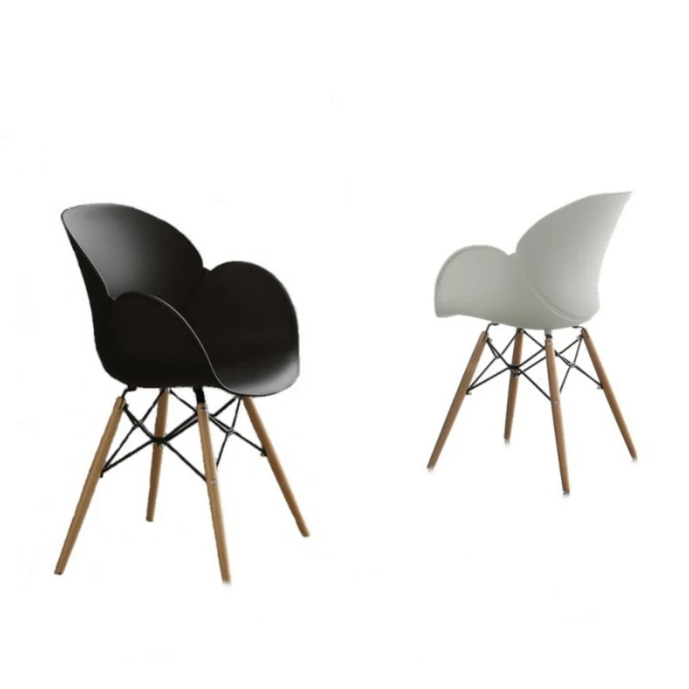 Sedia Lotus Wood in Polipropilene e Legno - La Seggiola