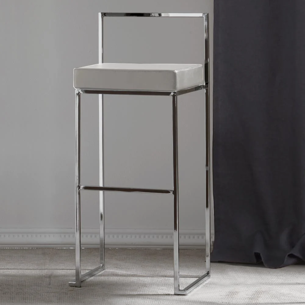 Sgabello Prisma in metallo cromato 65/80 cm – La Seggiola