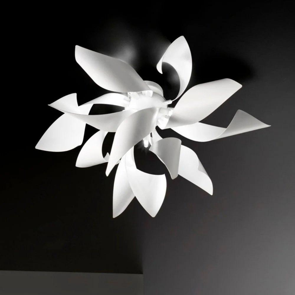 Lampada a soffitto Ginger di Selene Illuminazione in due dimensioni