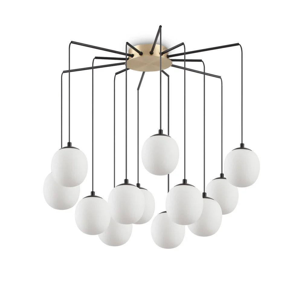 Lampada da soffitto Rhapsody di Ideal Lux realizzata con struttura in metallo e diffusori in vetro soffiato