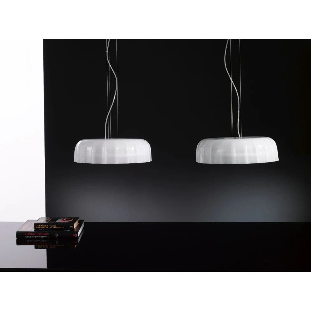 Lampada a Sospensione Big Cap con diffusore in vetro a forma di tappo