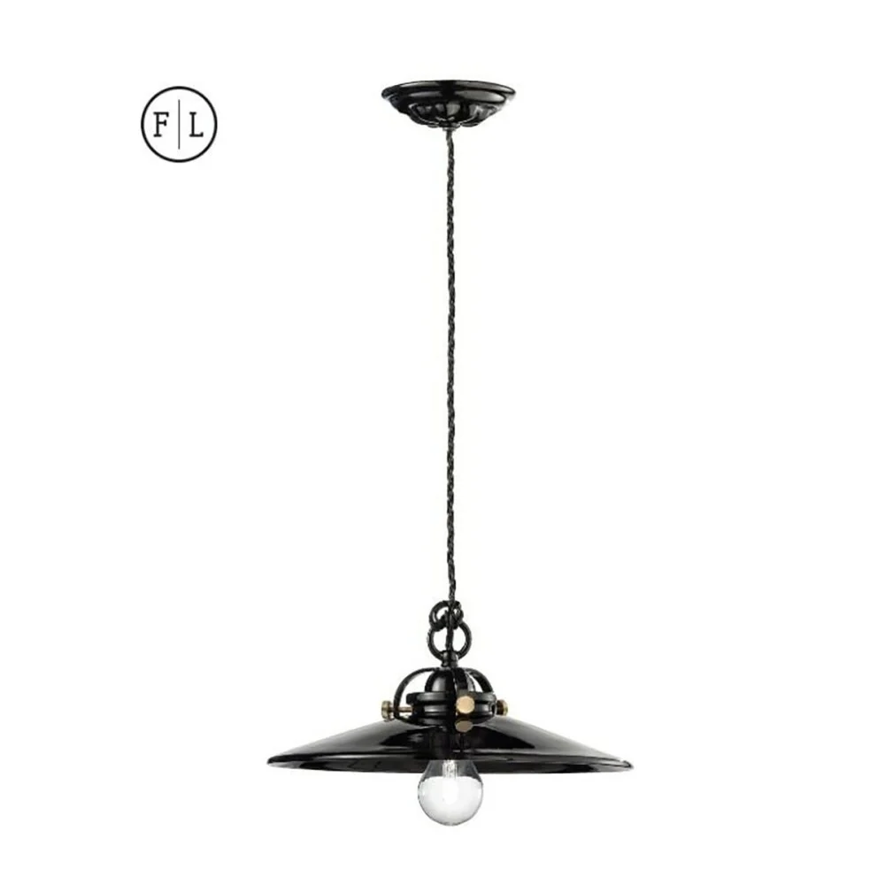 Lampada a sospensione C099 o C102 di Ferroluce disponibile in due diverse misure