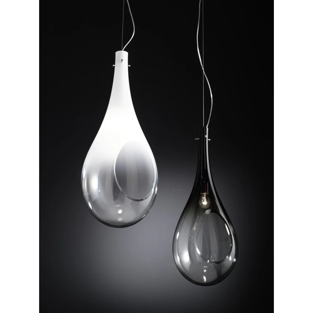 Lampada a Sospensione Goccia in vetro soffiato e successivamente molato a mano bianco o nero