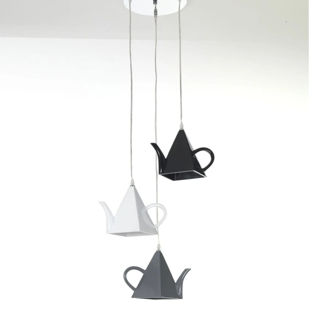 Lampada a sospensione Leonora a tre luci di Oreste Luchetta a forma di teiera