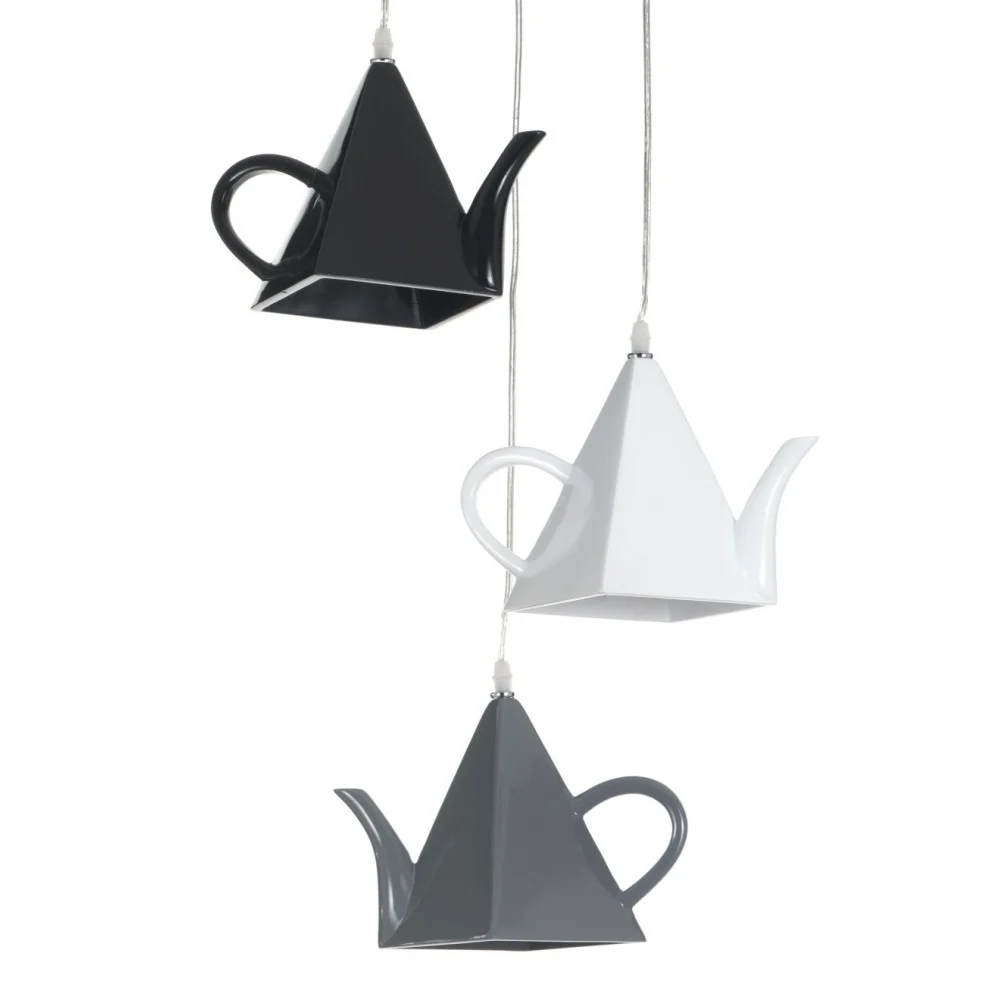 Lampada a sospensione Pot a tre luci di Tomasucci con diffusori in resina di tre diversi colori
