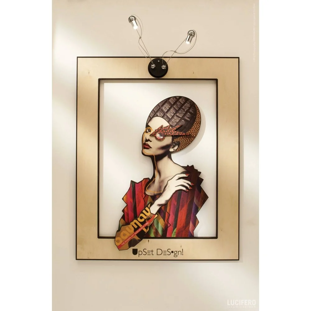 Lampada da parete ALISSA di Lucifero Illuminazione con struttura in legno di betulla e applique cromato