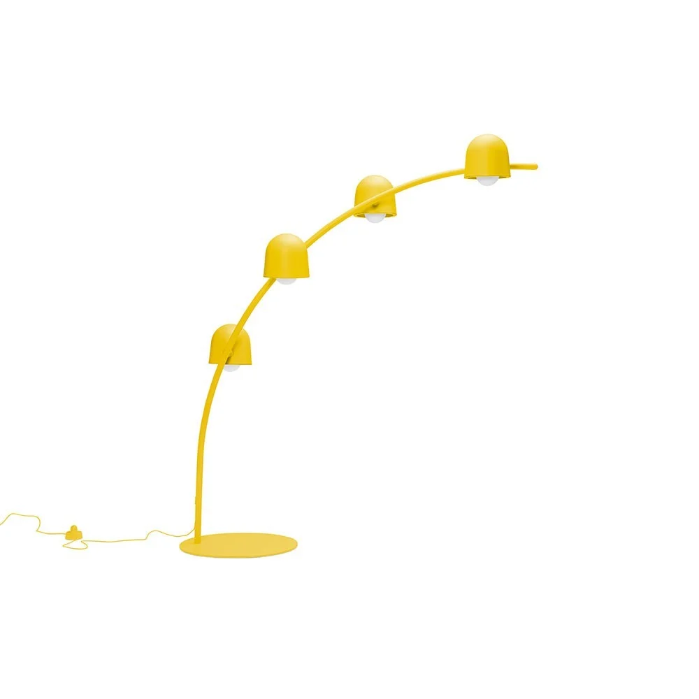 Lampada da terra Big Lebow di Fatboy realizzata ad arco in acciaio e alluminio