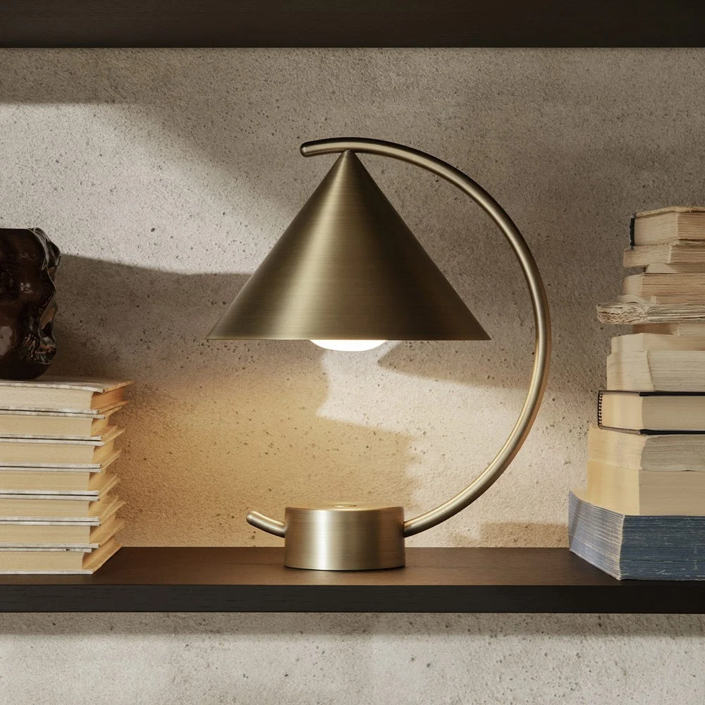 Lampada Meridian in ottone