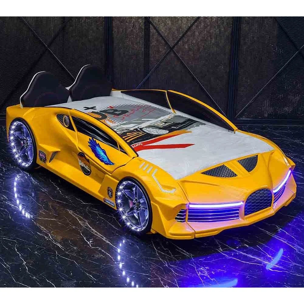 Letto a forma di auto adatto per camerette bambini