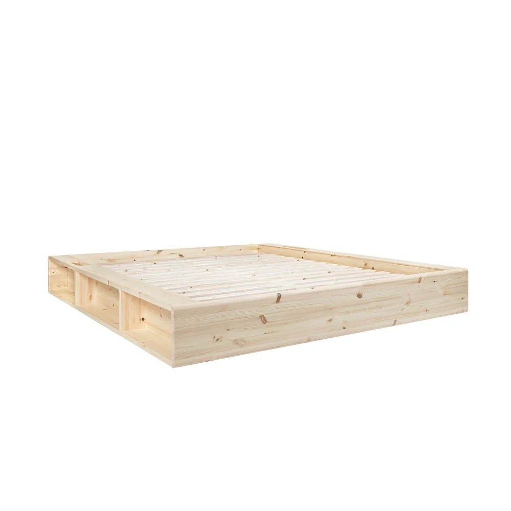 Letto tatami Ziggy in stile giapponese di Karup Design con comodi vani portaoggetti nel giroletto, in tre dimensioni
