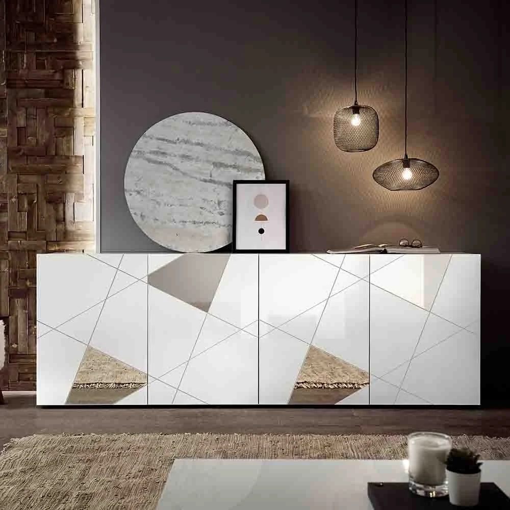 Madia in legno a 4 ante con particolari serigrafati a specchio