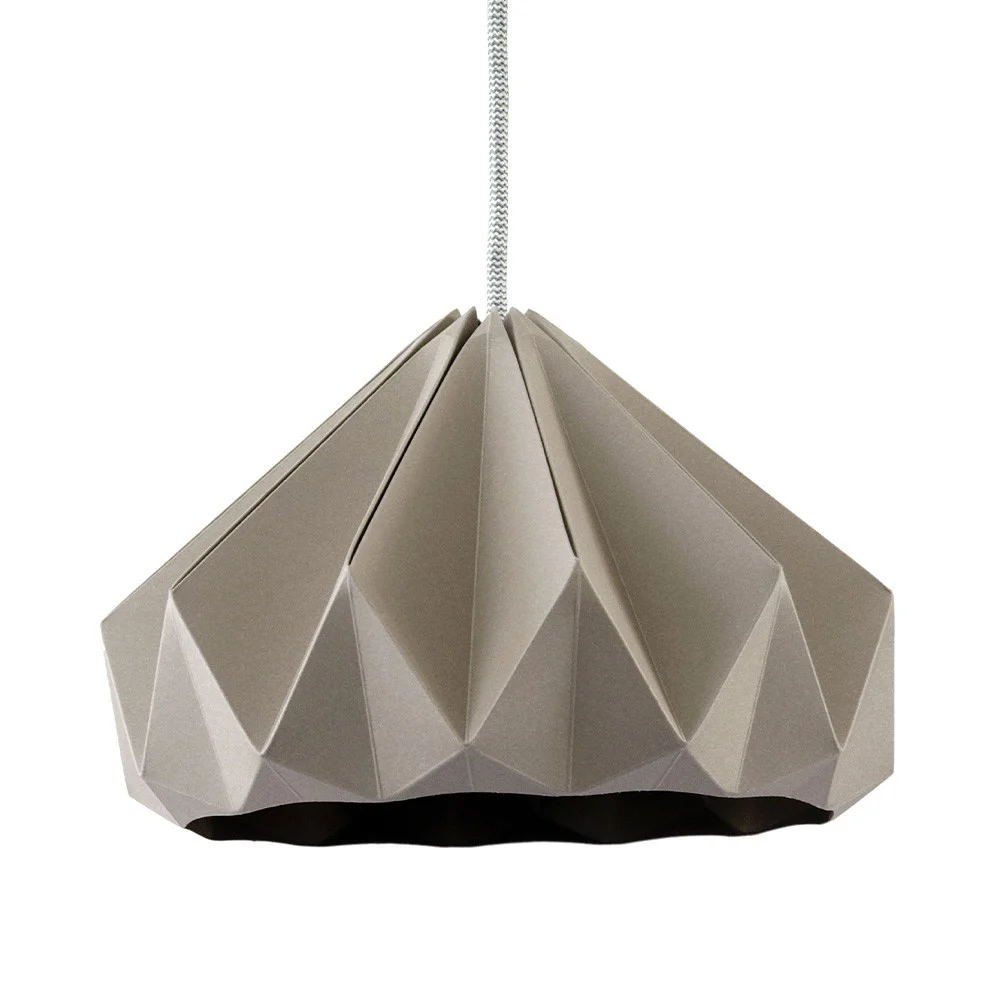 Pendente origami in carta marrone castagna