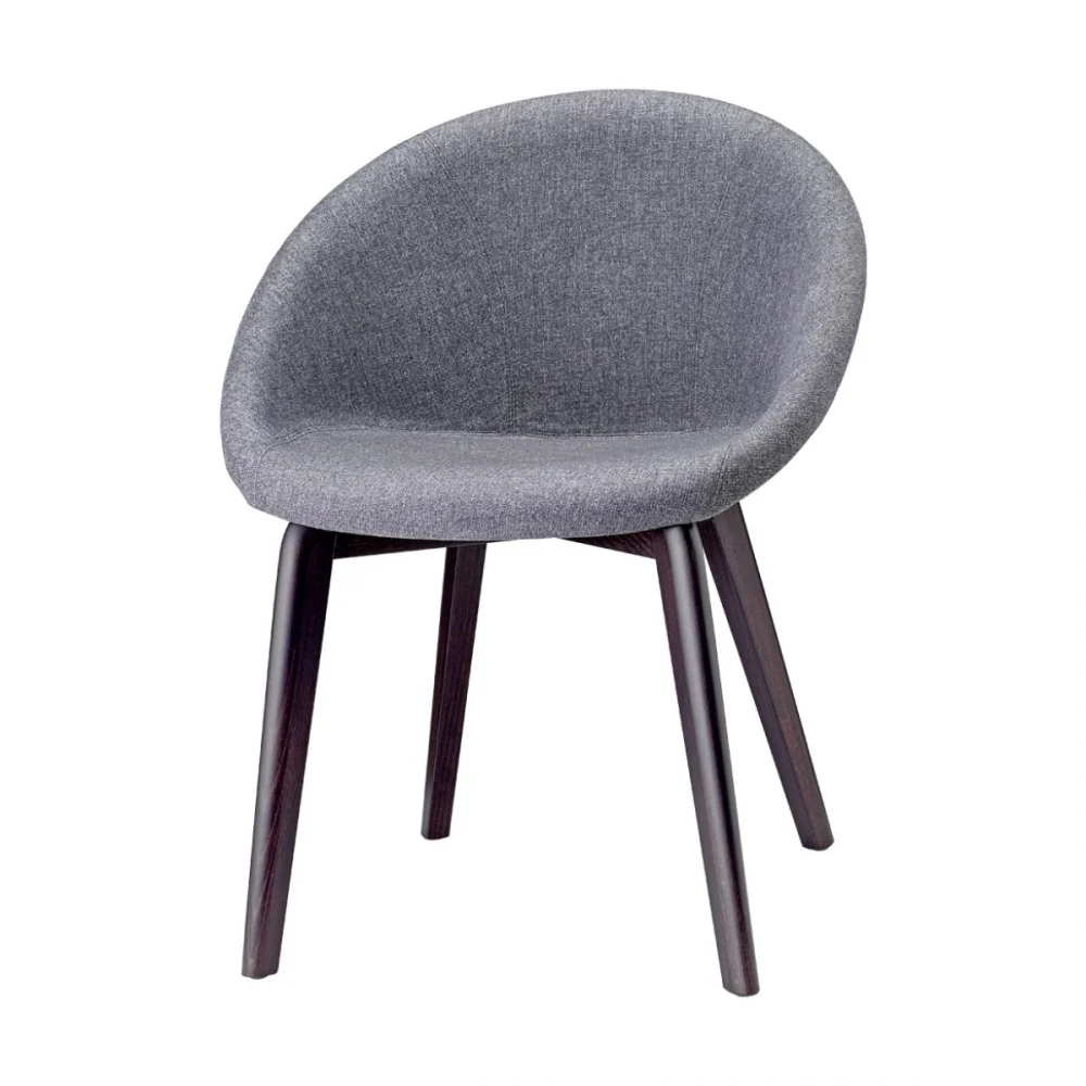 Scab Design Natural Giulia Pop poltroncina realizzata in legno massello seduta in tecnopolimero