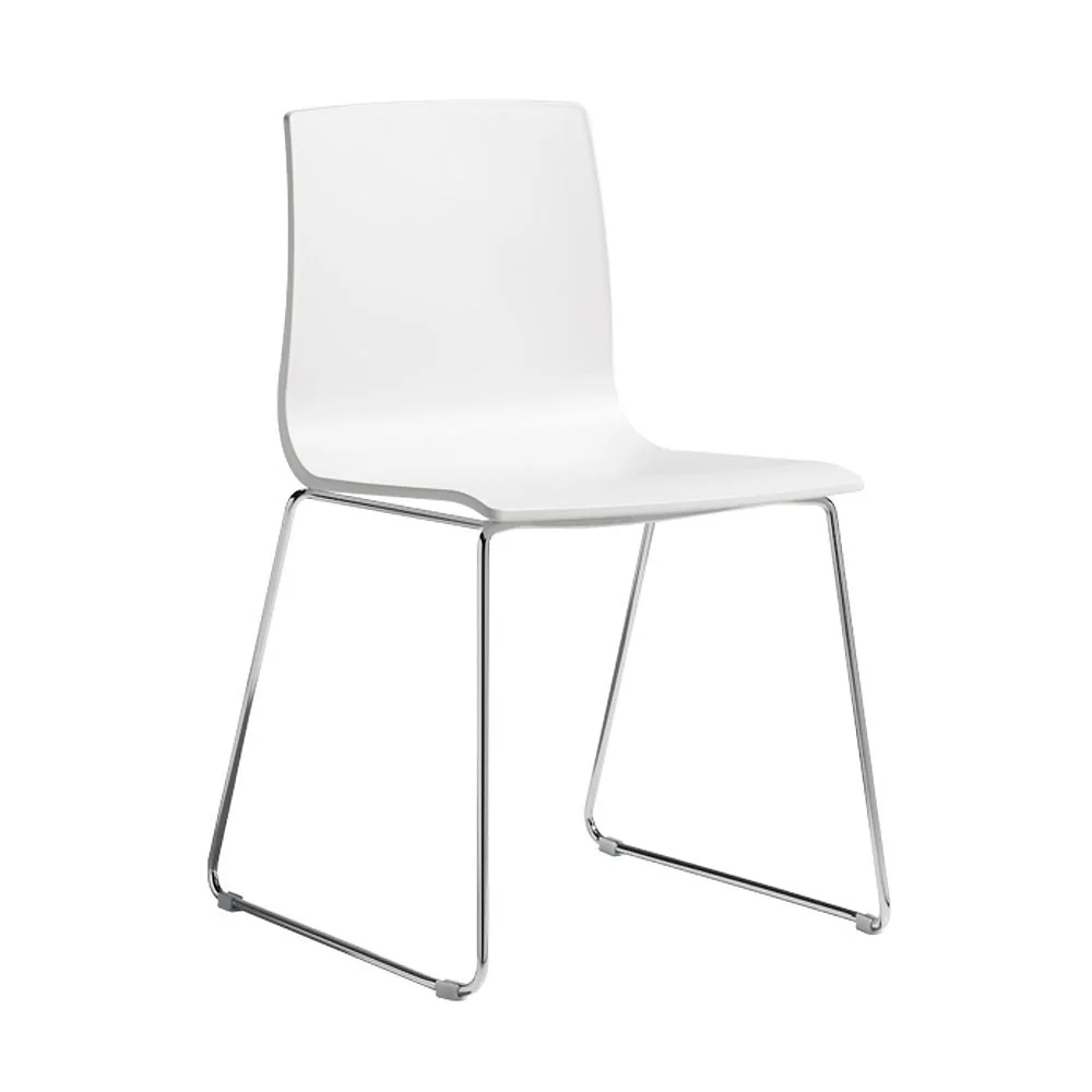 Scab Design sedia Alice con struttura a slitta cromo con seduta in tecnopolimero