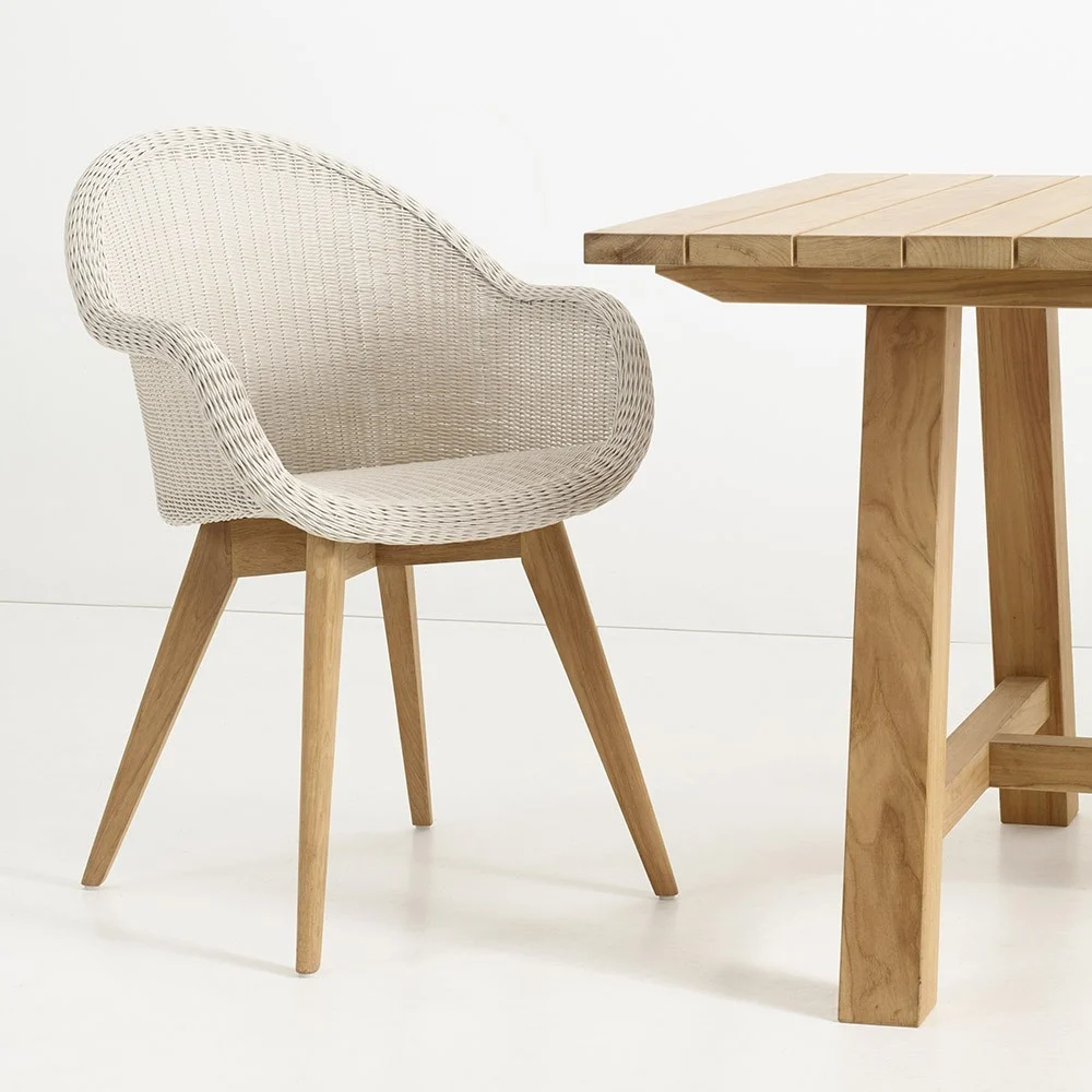Sedia Edgard con base in teak