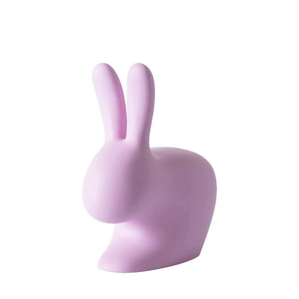 Qeeboo Rabbit Chair sedia di design a orma di coniglio realizzata in polietilene